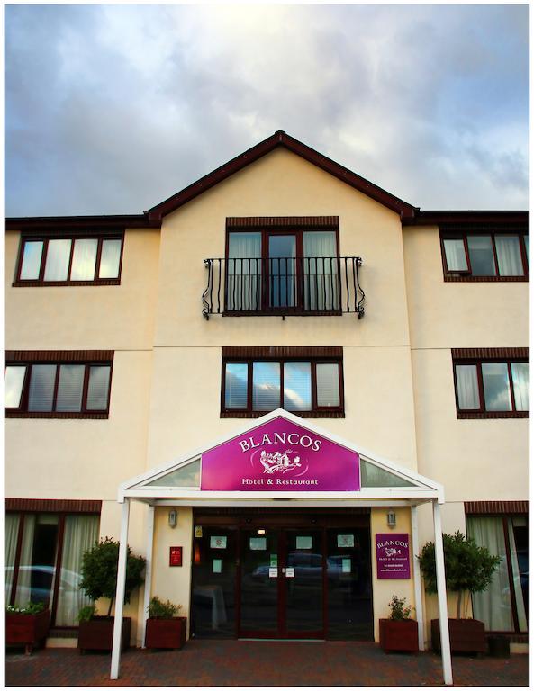 Blanco'S Hotel Port Talbot Buitenkant foto